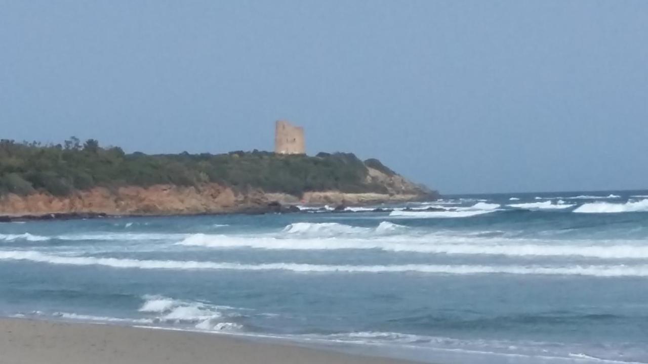 La Casetta Rosa Tertenia Bagian luar foto