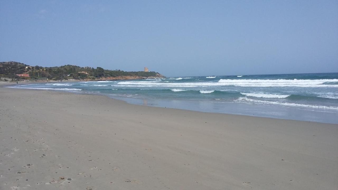 La Casetta Rosa Tertenia Bagian luar foto