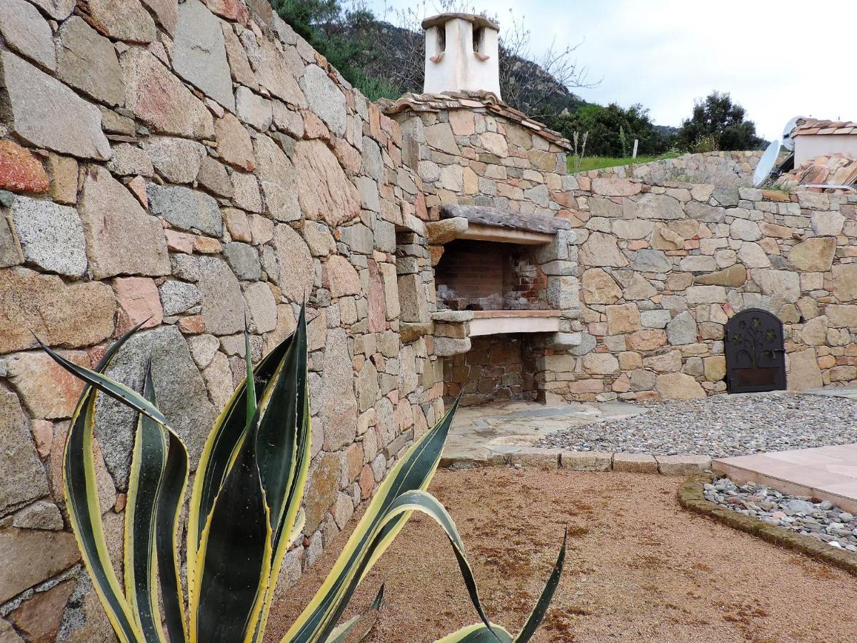 La Casetta Rosa Tertenia Bagian luar foto